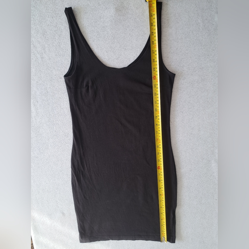💫🩷3for20 Bundle Sale🩷💫 H&M Elegant Black Body Con Dress - Picture 4 of 6